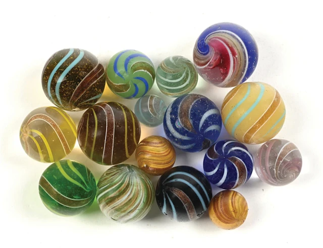 LARGE LOT OF LUTZ MARBLES