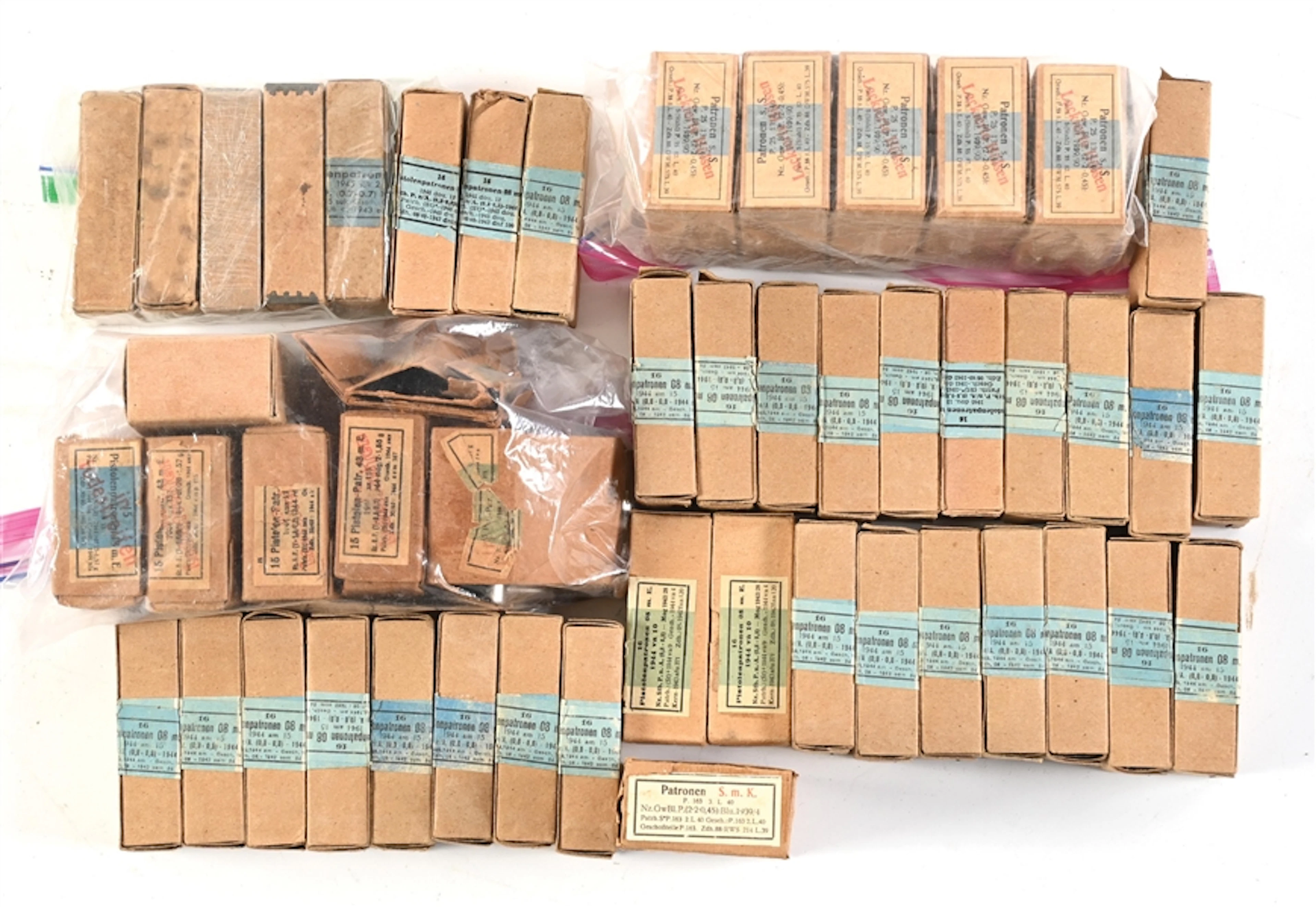 LARGE LOT OF GERMAN WWII AMMUNITION.