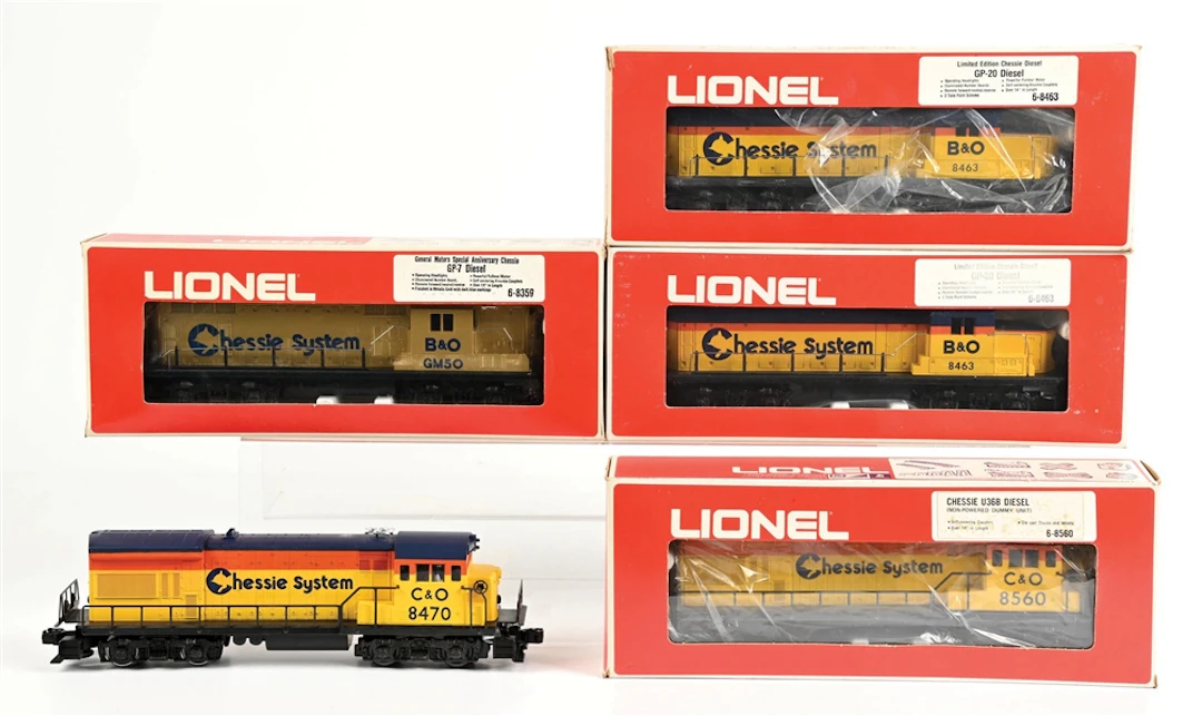 LOT OF 5: LIONEL DIESEL LOCOMOTIVES
