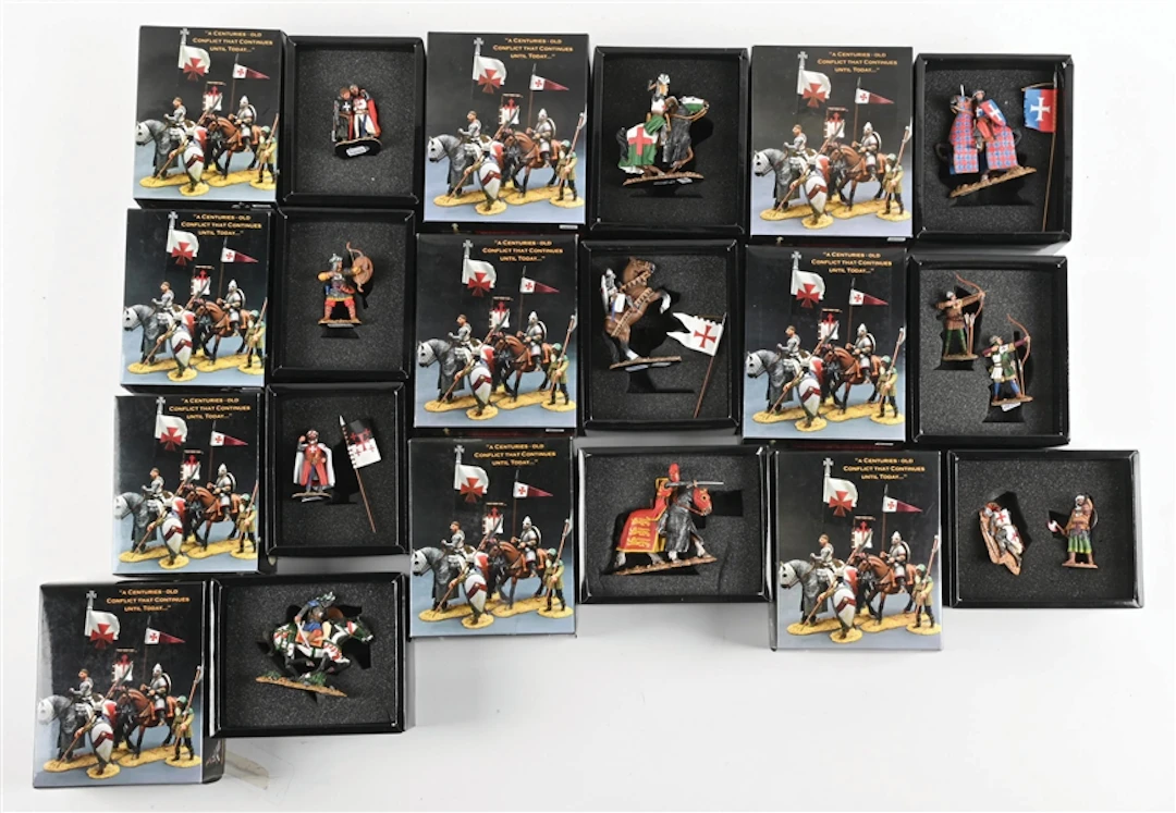 LOT OF 10: KING & COUNTRY CRUSADER SERIES FIGURES IN BOXES