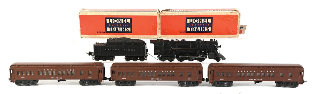 PRE-WAR LIONEL O-GA. NO. 226E STEAM LOCOMOTIVE PASSENGER SET
