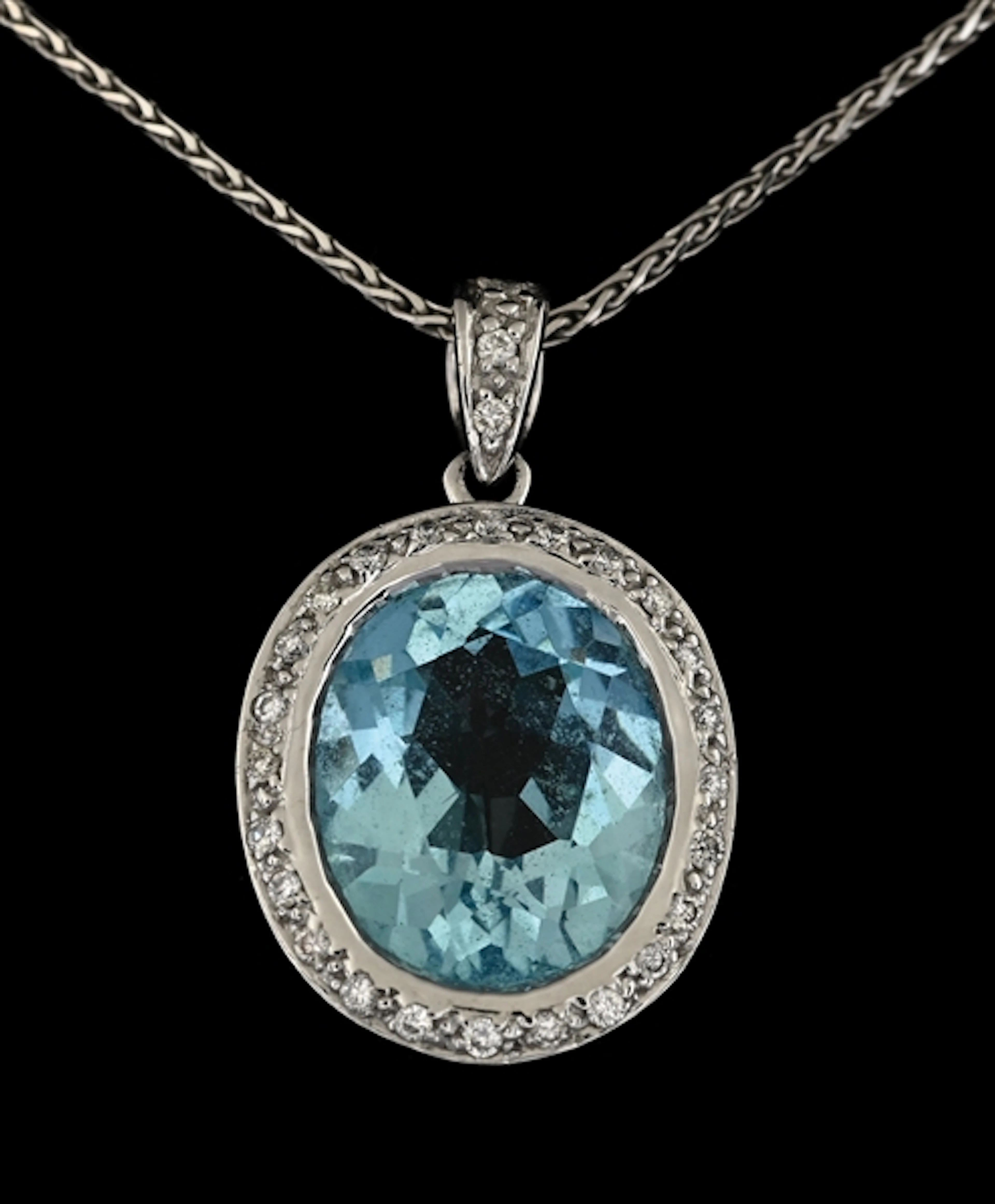 14K WHITE GOLD AQUAMARINE & DIAMOND NECKLACE
