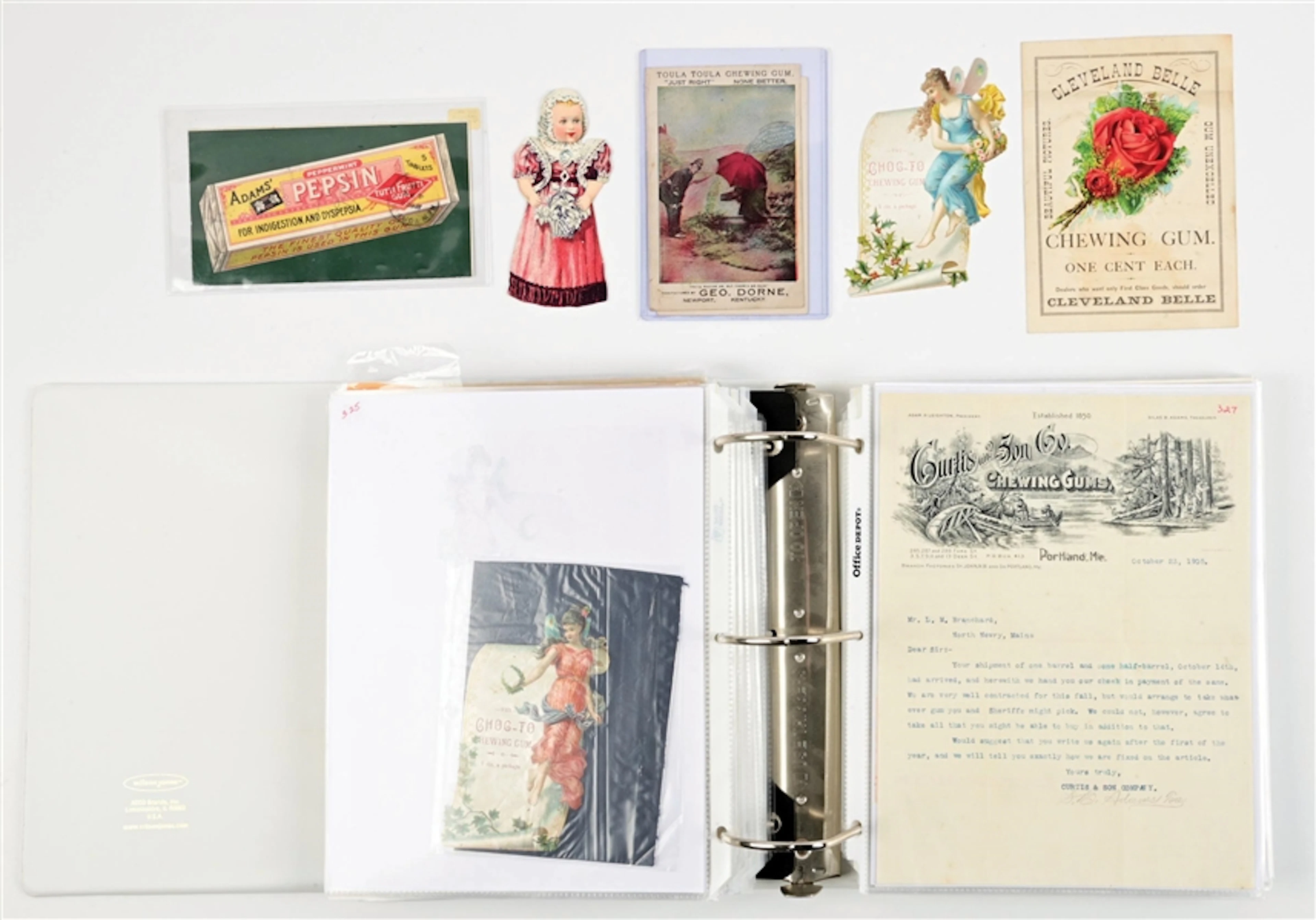 3-RING BINDER OF ASSORTED CHEWING GUM EPHEMERA