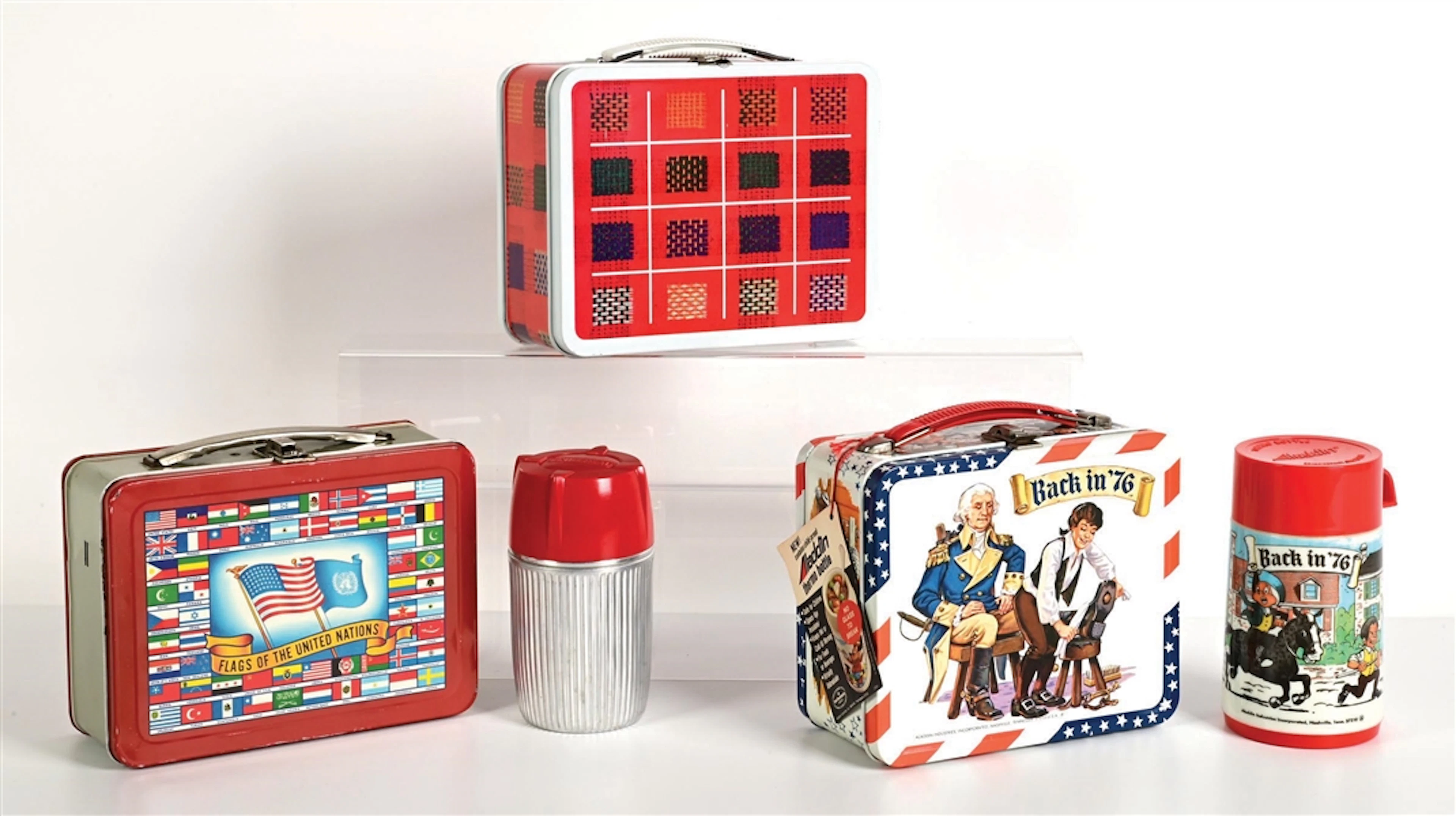 LOT OF 3: OHIO ART RED PLAID LUNCHBOX, FLAGS OF THE UNITED NATIONS