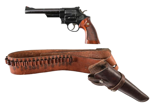 (C) SMITH & WESSON MODEL 29-2 .44 MAGNUM DOUBLE ACTION REVOLVER.