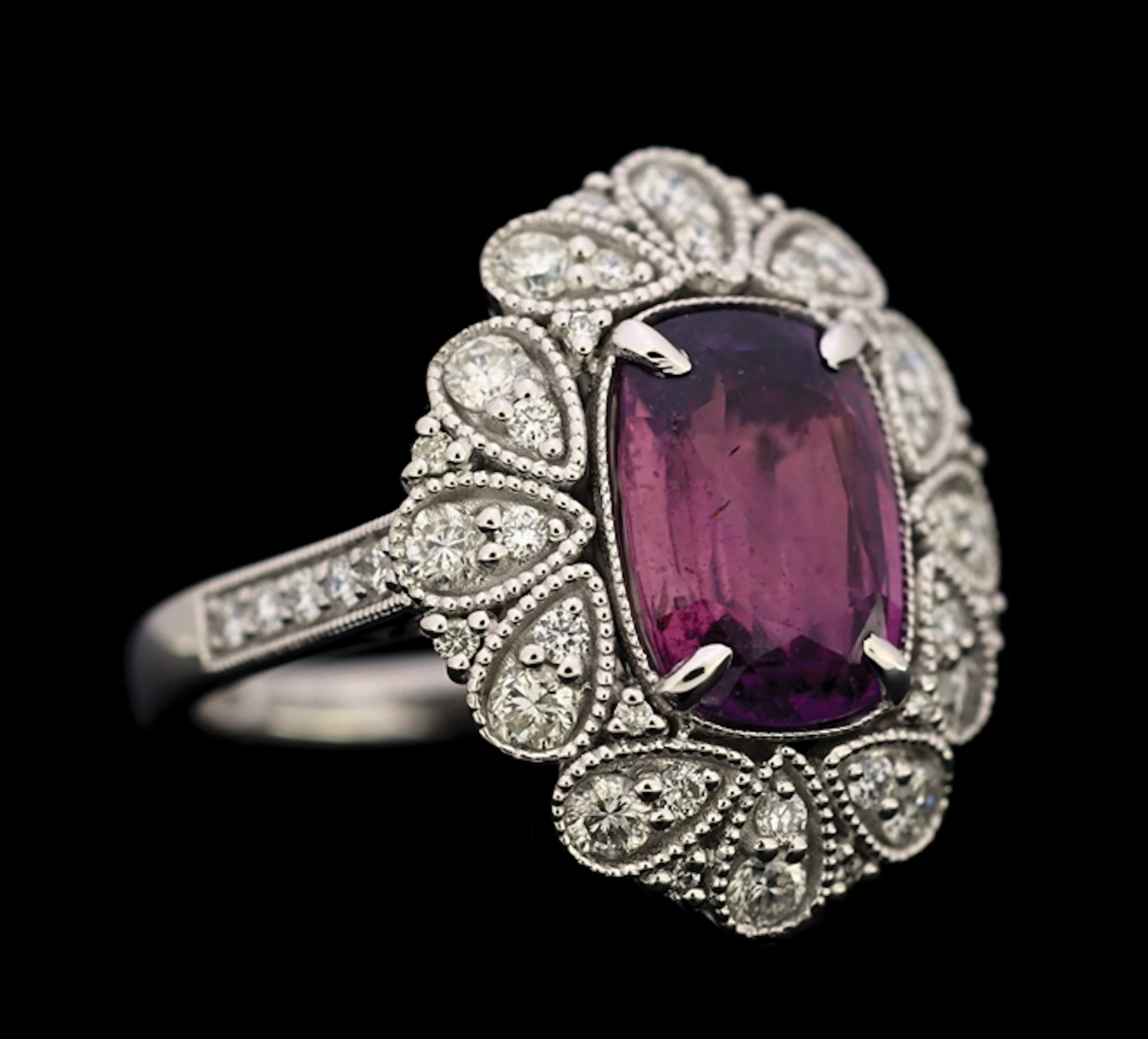 PLATINUM SAPPHIRE & DIAMOND RING W/GIA REPORT