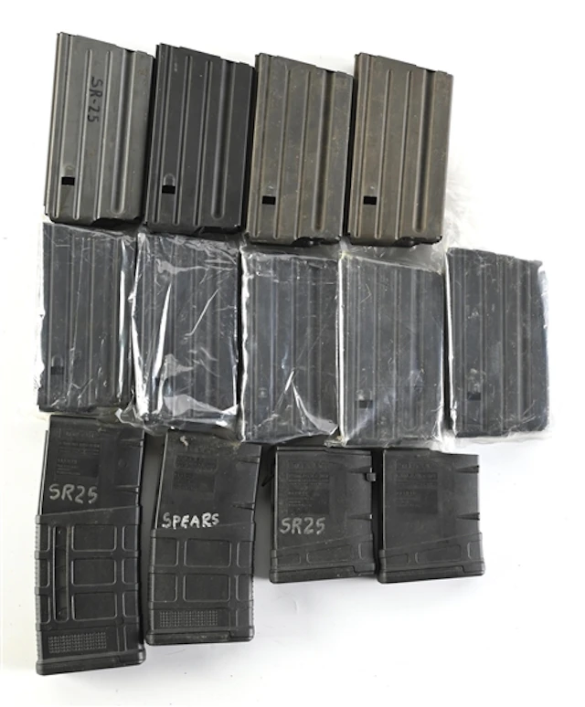 LOT OF 13: R-25 PATTERN MAGAZINES.