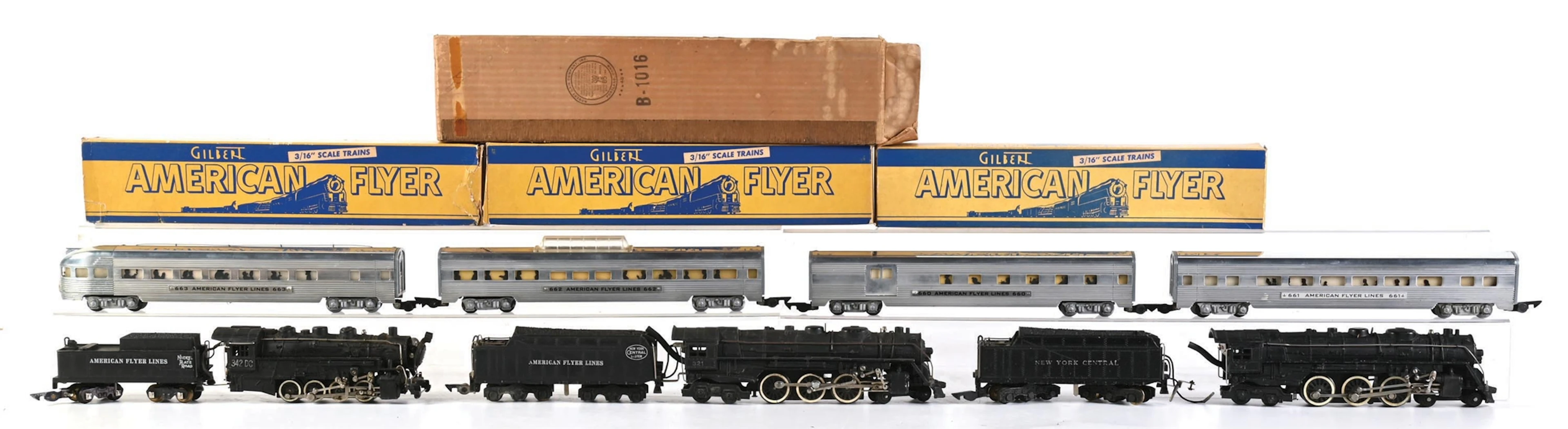 LOT OF 7: AMERICAN FLYER S-GA. LOCOMOTIVES & PASSENGER CARS IN BOXES