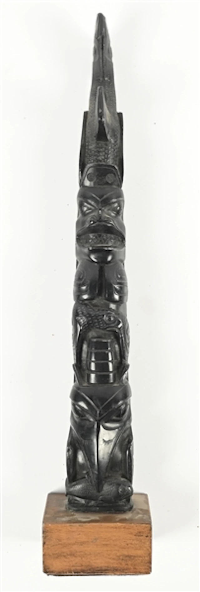 HAIDA-STYLE TOTEM POLE