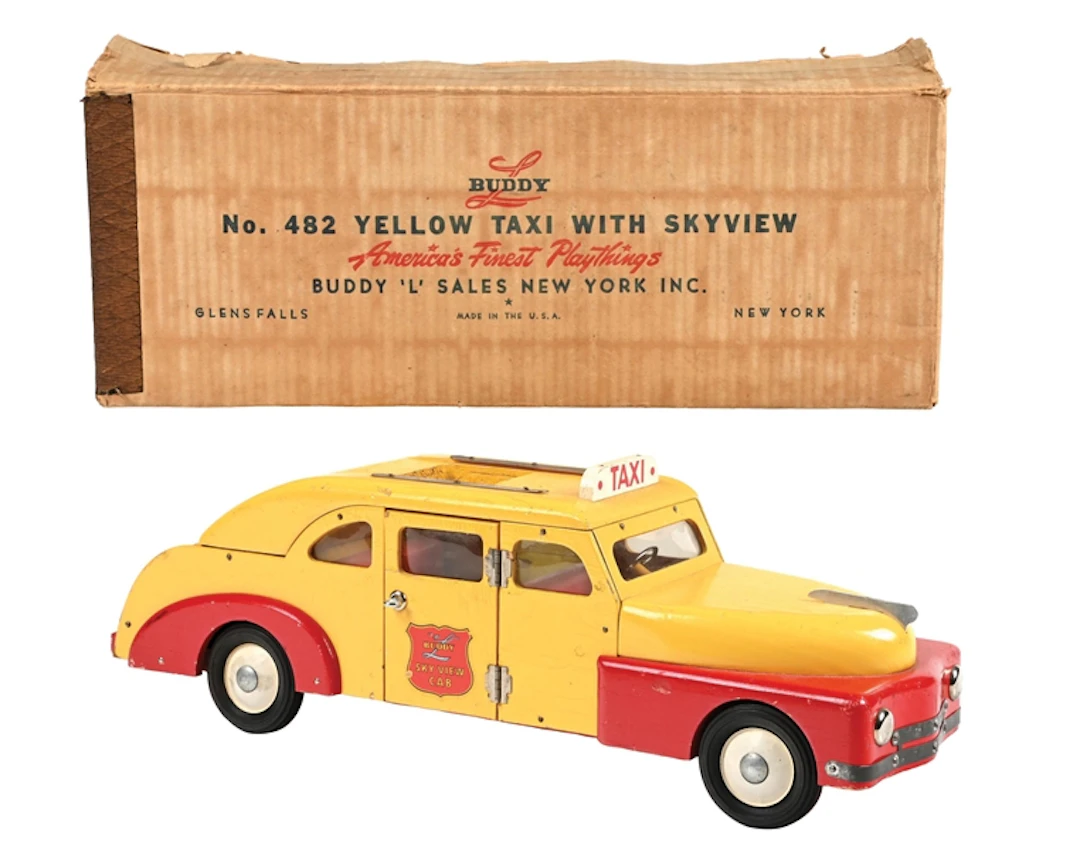 BUDDY "L" WOODEN WARTIME NO. 482 YELLOW TAXI WITH SKYVIEW IN ORIGINAL BOX