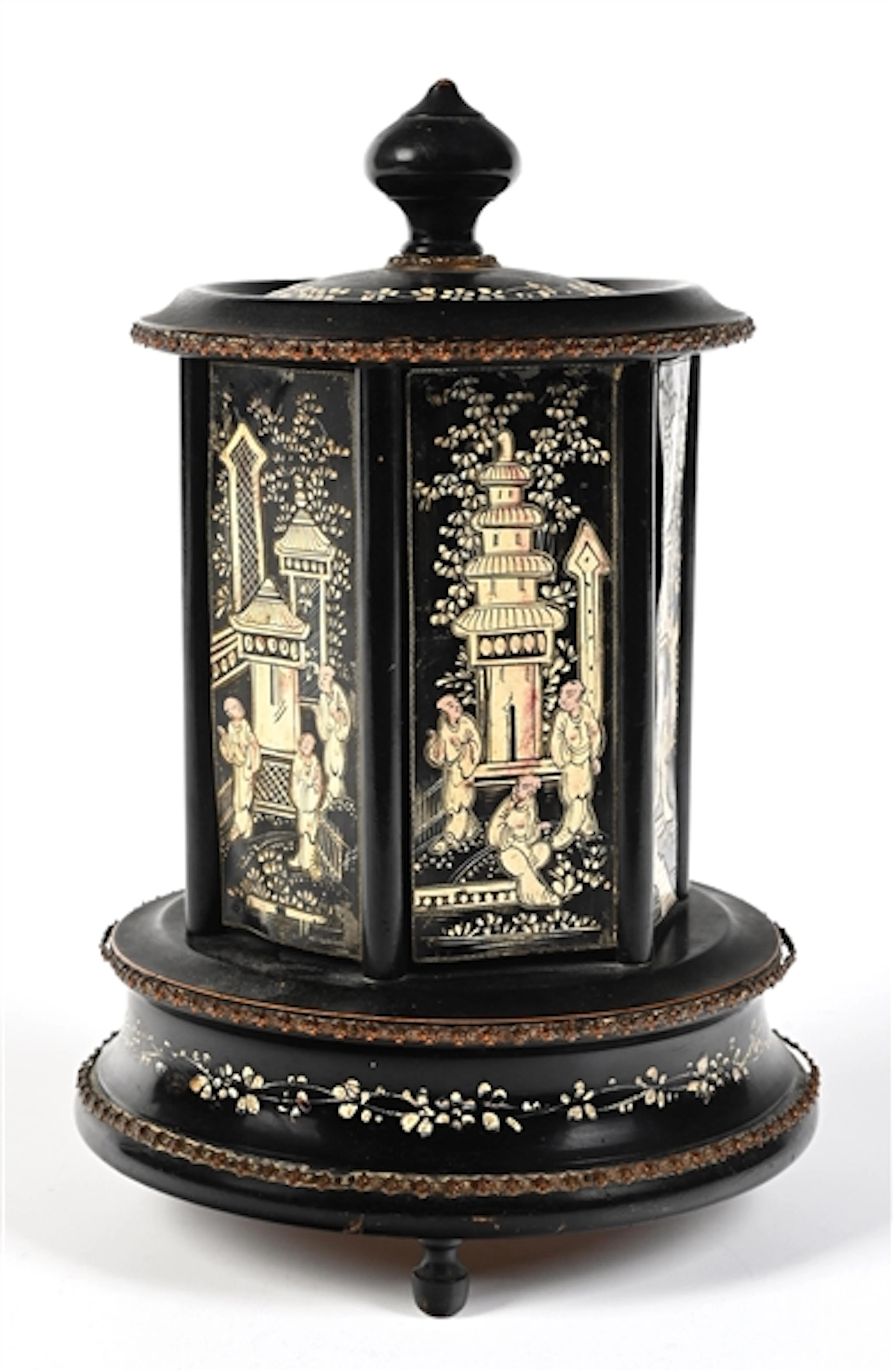 VICTORIAN-ERA CAROUSEL-STYLE ASIAN CIGAR CADDY