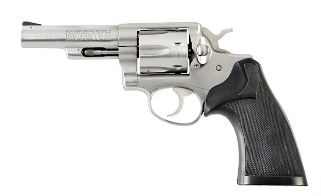 (M) RUGER POLICE SERVICE SIX DOUBLE ACTION REVOLVER.