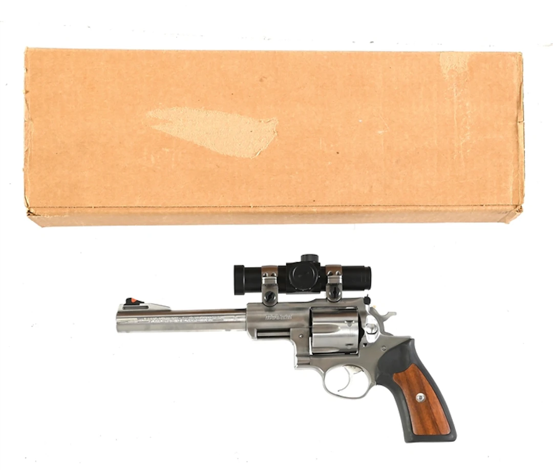 (M) RUGER SUPER REDHAWK .44 MAGNUM DOUBLE ACTION REVOLVER WITH BOX.