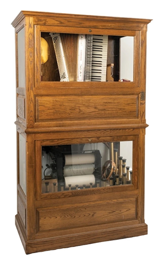 CONTEMPORARY COIN OPERATED ORCHESTRION WITH ACCORDION