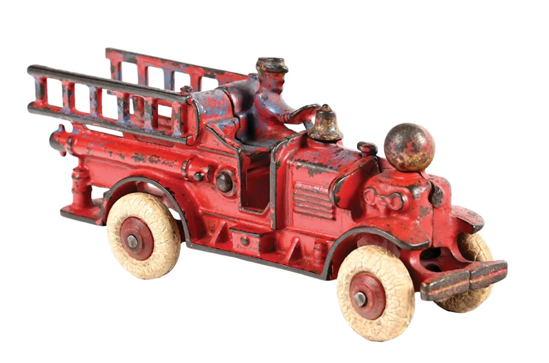 HUBLEY MFG. CO. CAST IRON FOX AHRENS FIRE TRUCK