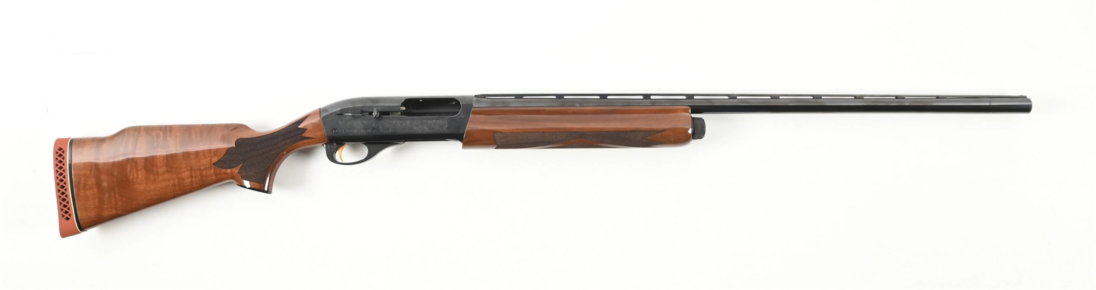 (M) REMINGTON MODEL 1100 CLASSIC TRAP SEMI-AUTOMATIC SHOTGUN WITH BOX.
