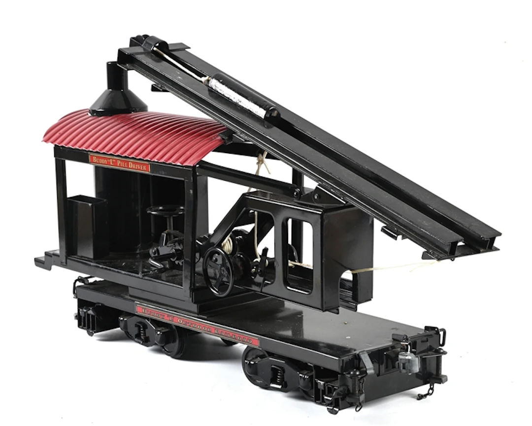 T-REPRODUCTIONS BUDDY "L" PRESSED STEEL OUTDOOR RAILROAD PILE DRIVER