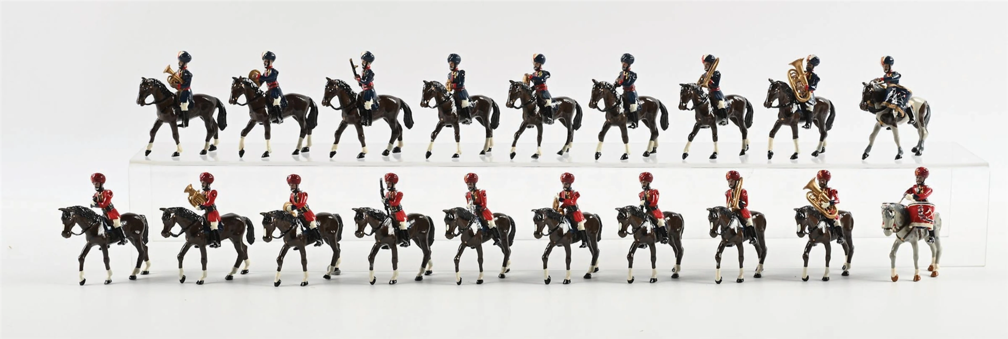 TROPHY MINIATURES INDIAN ARMY MOUNTED BANDS