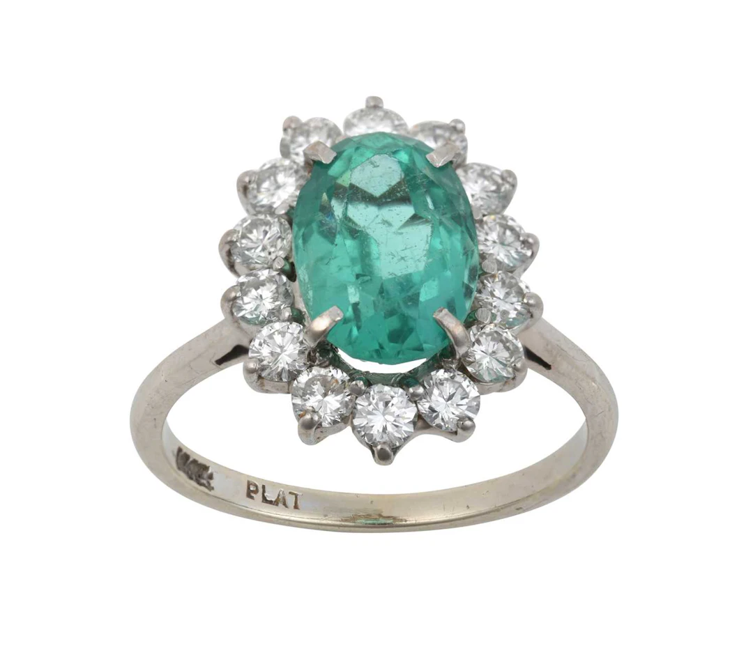 An Emerald and Diamond Cluster Ring