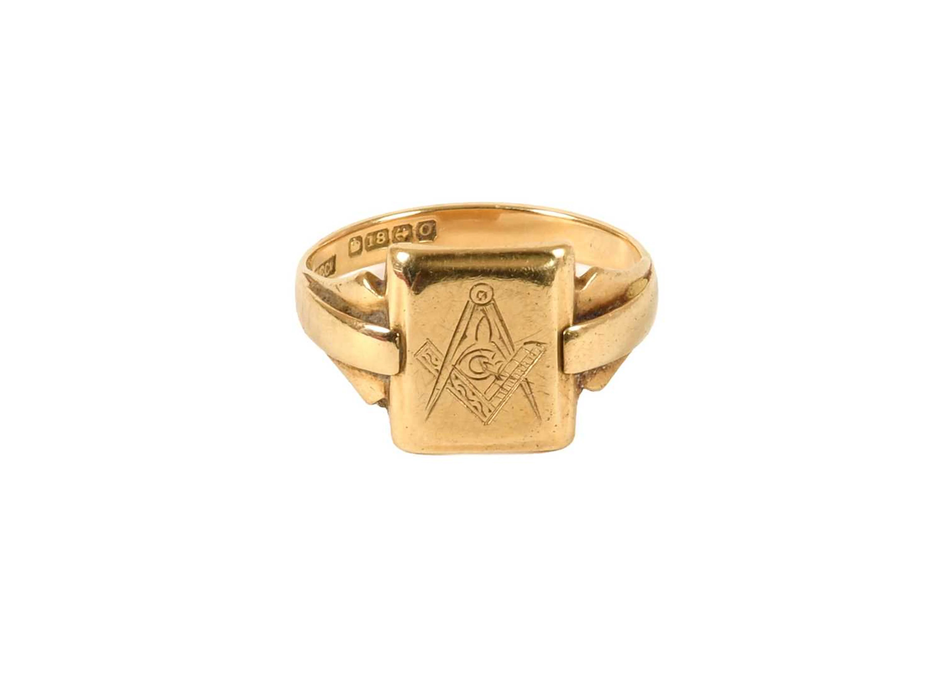 An 18 Carat Gold Masonic Signet Ring