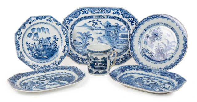 A Chinese Porcelain Platter, Qianlong, Two Similar Smaller Platters