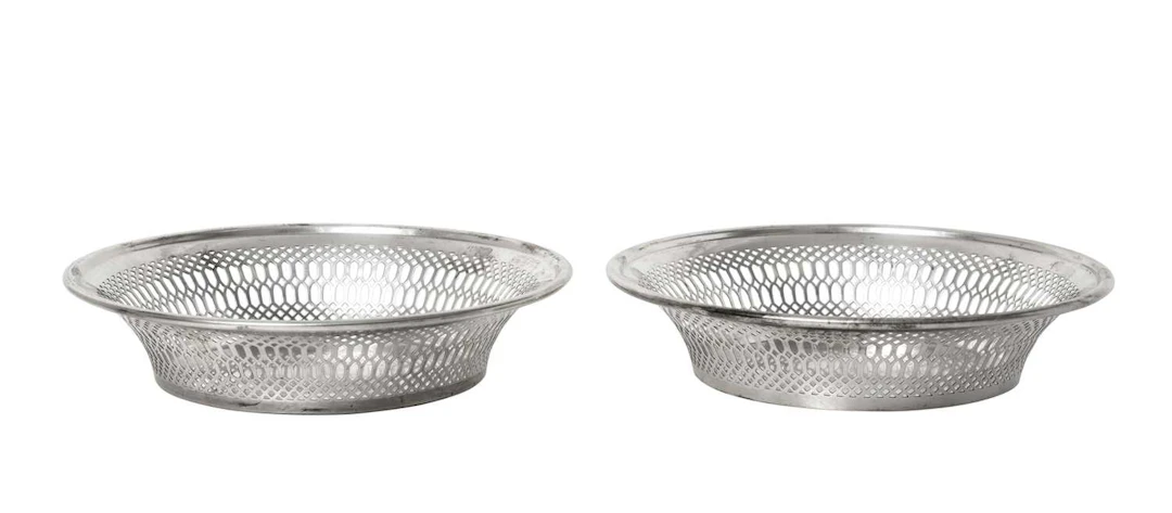 A Pair of George V Silver Bowls by Mappin and Webb, London, 1915