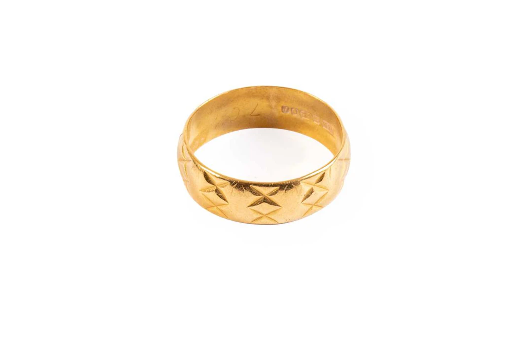 A 22 Carat Gold Band Ring