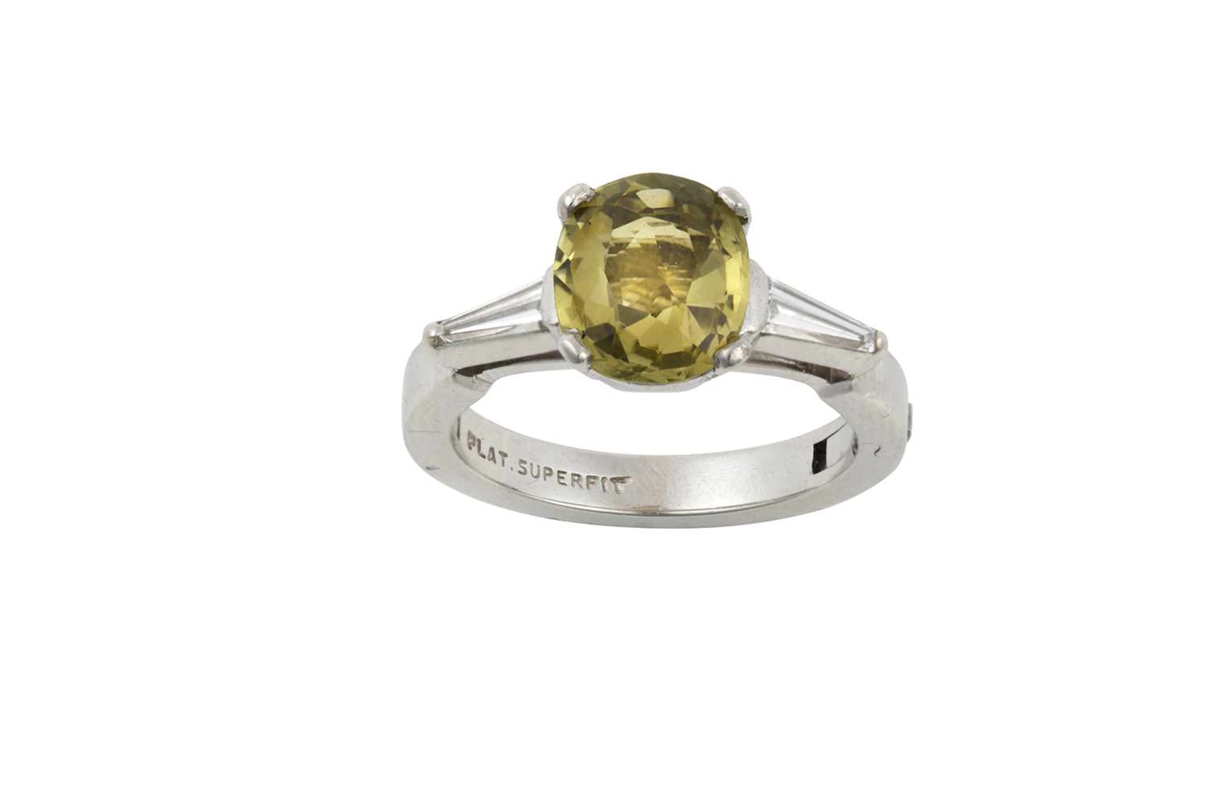 A Chrysoberyl and Diamond Ring