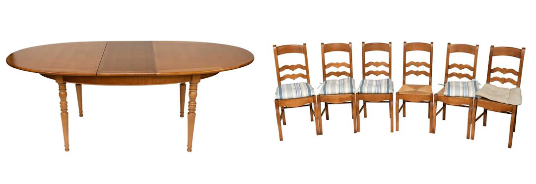 A Modern Walnut Extending Dining Table