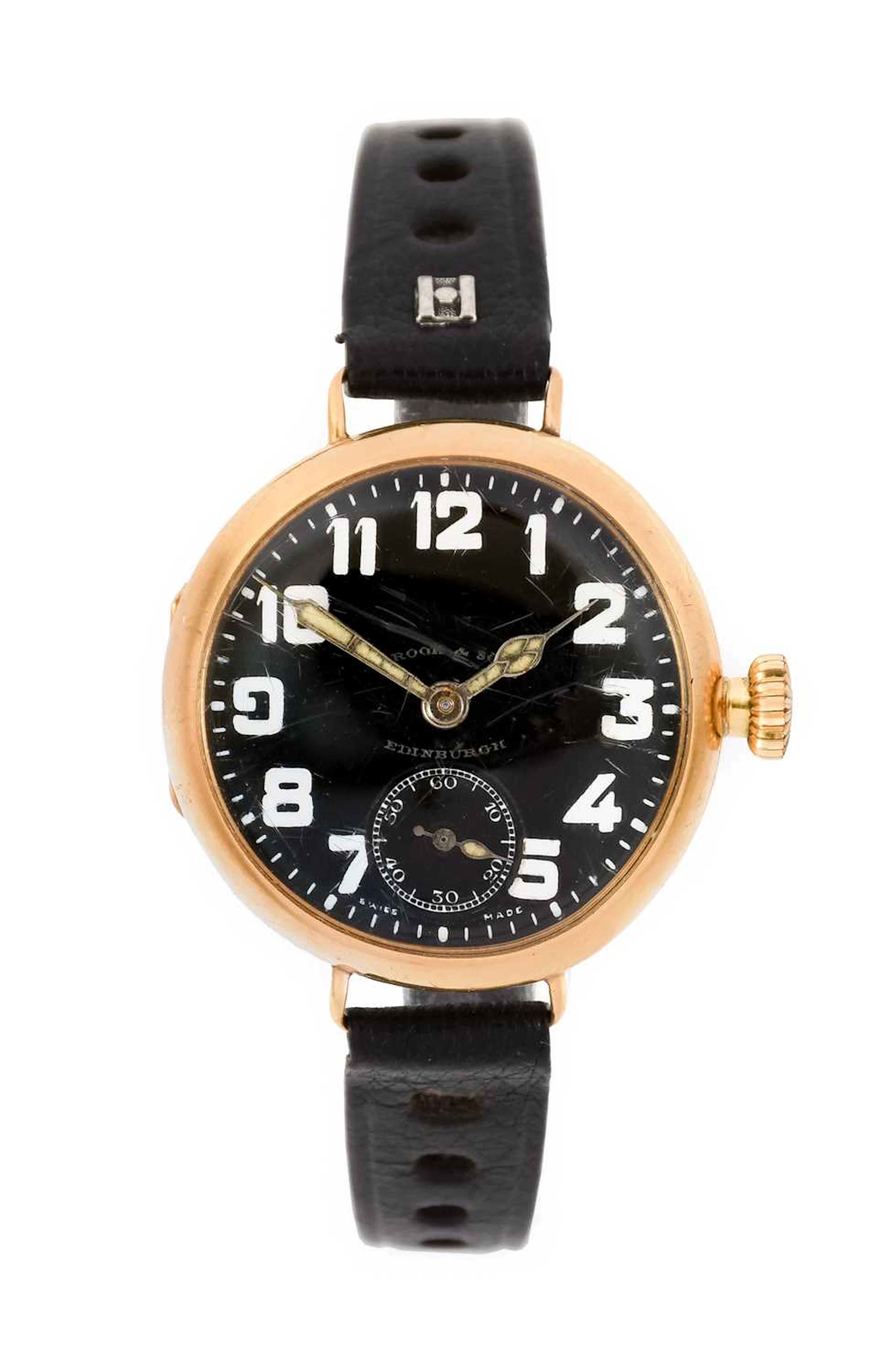 Zenith: An Early 18 Carat Gold Enamel Dial Wristwatch, signed Zenith
