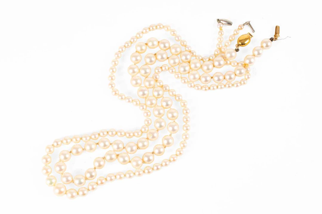 A Cultured Pearl Necklace, Cultured Pearl Necklace