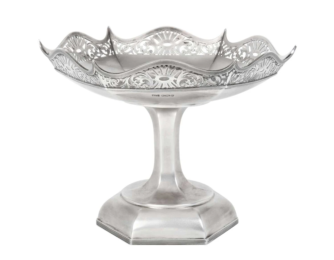 A George V Silver Pedestal-Dish, by Walker and Hall, Sheffield, 1919
