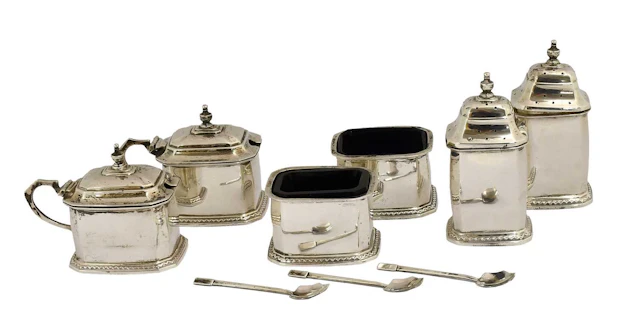 A George V Silver Condiment-Set, by William Neale and Son Ltd., Birmingham