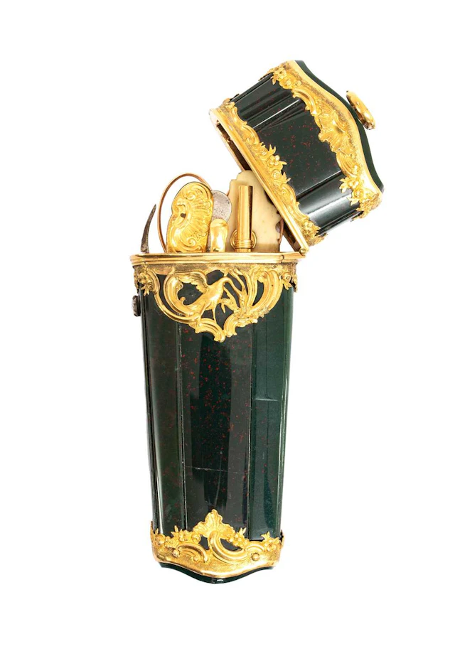 A George II or George III Gold-Mounted Bloodstone Nécessaire Apparently