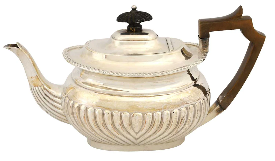 A George V Silver Teapot, by Atkin Brothers, Sheffield, 1919