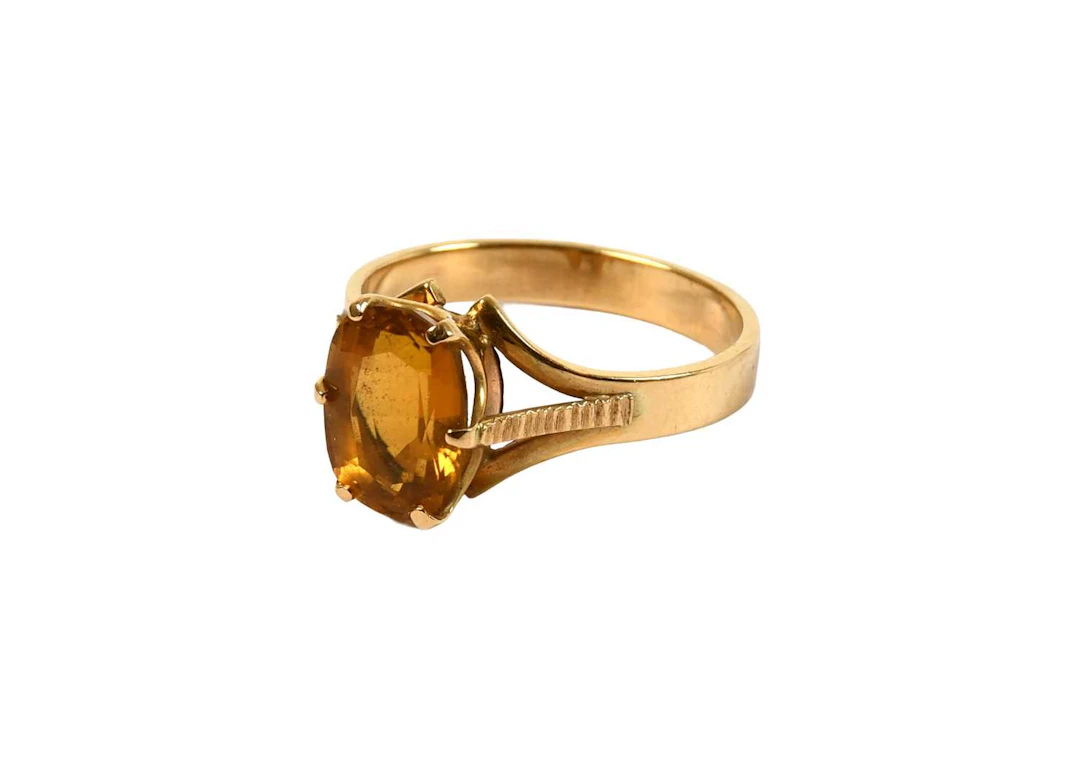 A Yellow Tourmaline Ring