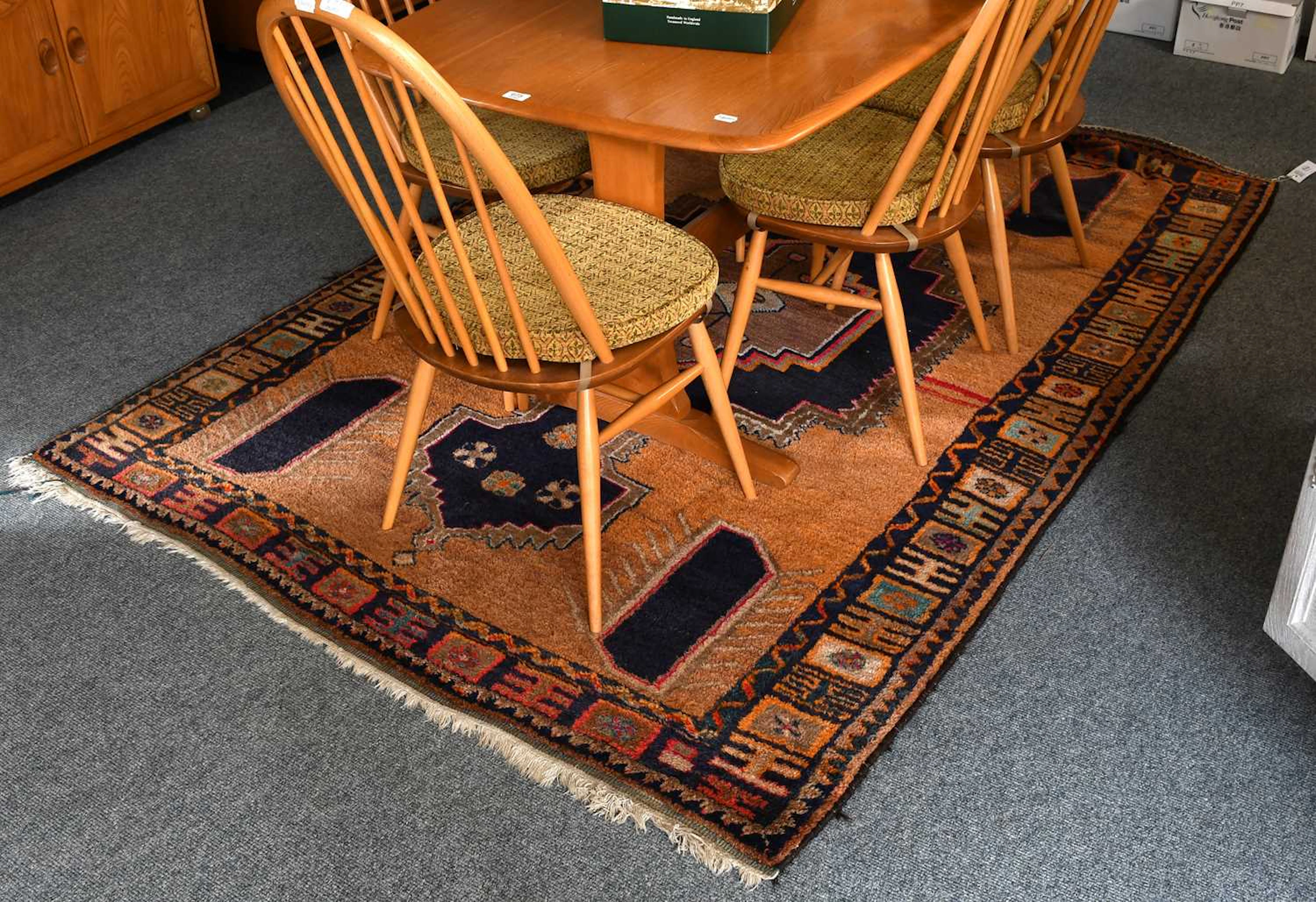 Luri Rug