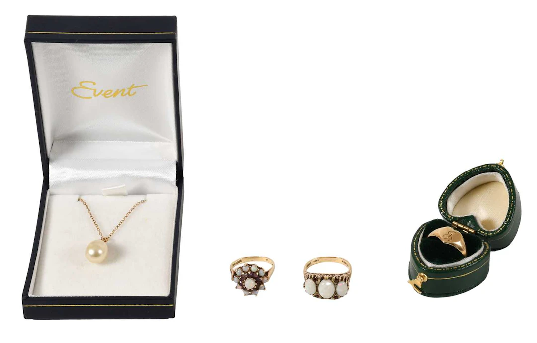 A Quantity of Jewellery