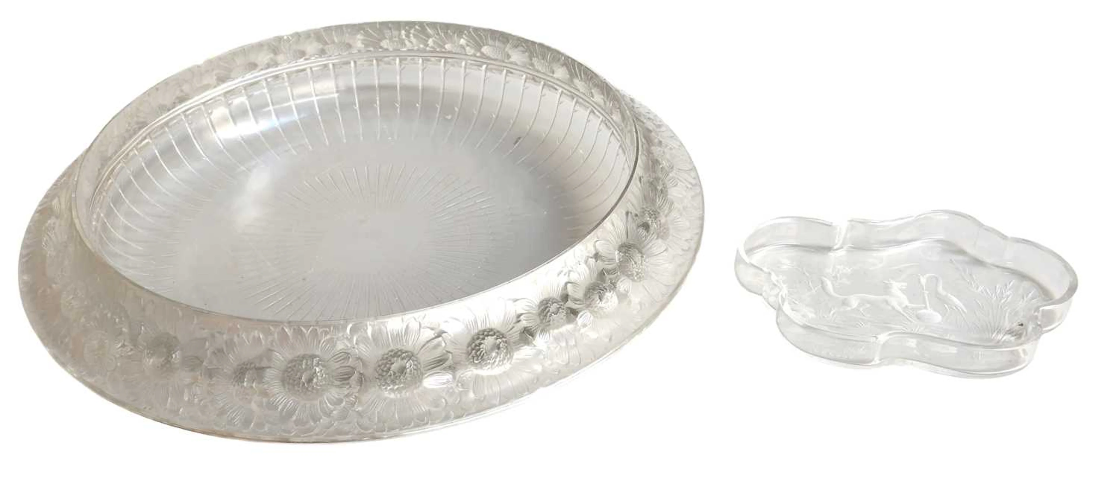 René Lalique (French, 1860-1945): A Clear and Frosted Glass Marguerites Bowl