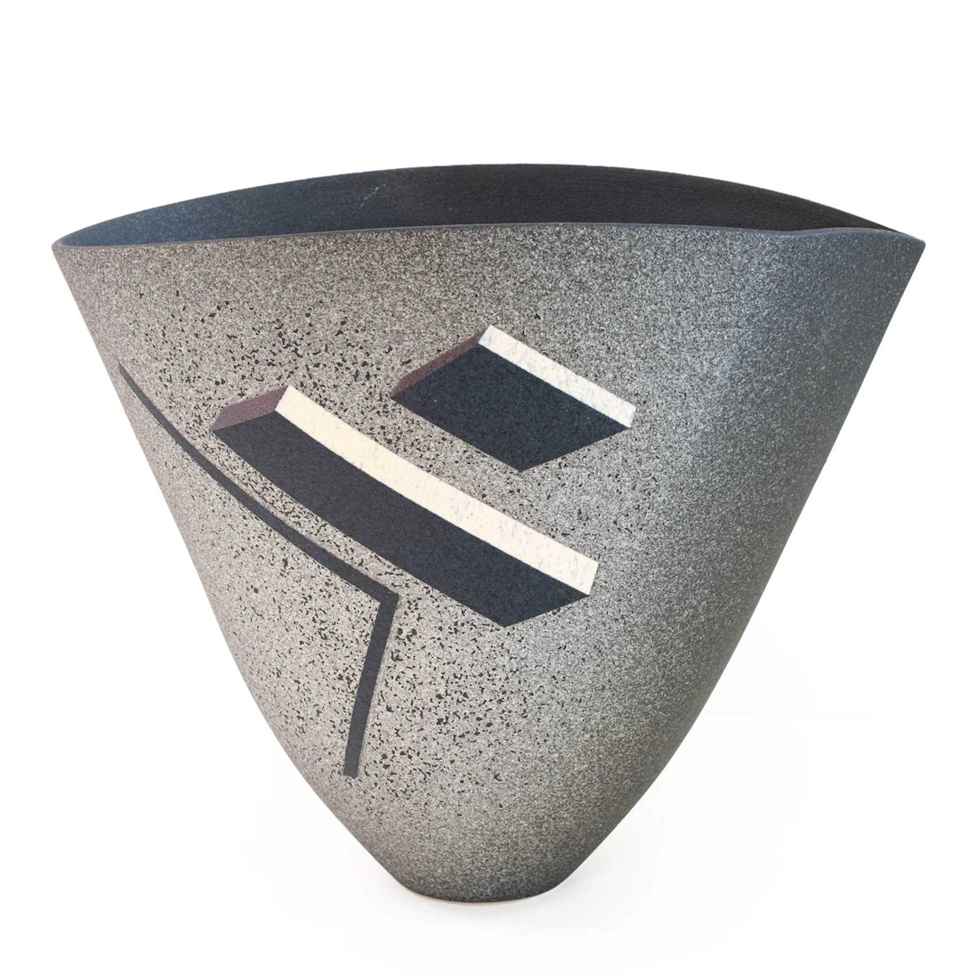 Jon Middlemiss (1949-2021): An Oxidised Stoneware Sculptural Vessel