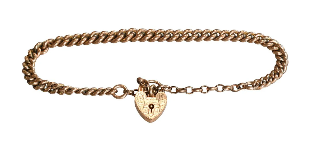 A Curb Link Bracelet