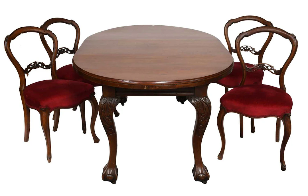 A Reproduction Mahogany Wind-Out Dining Table