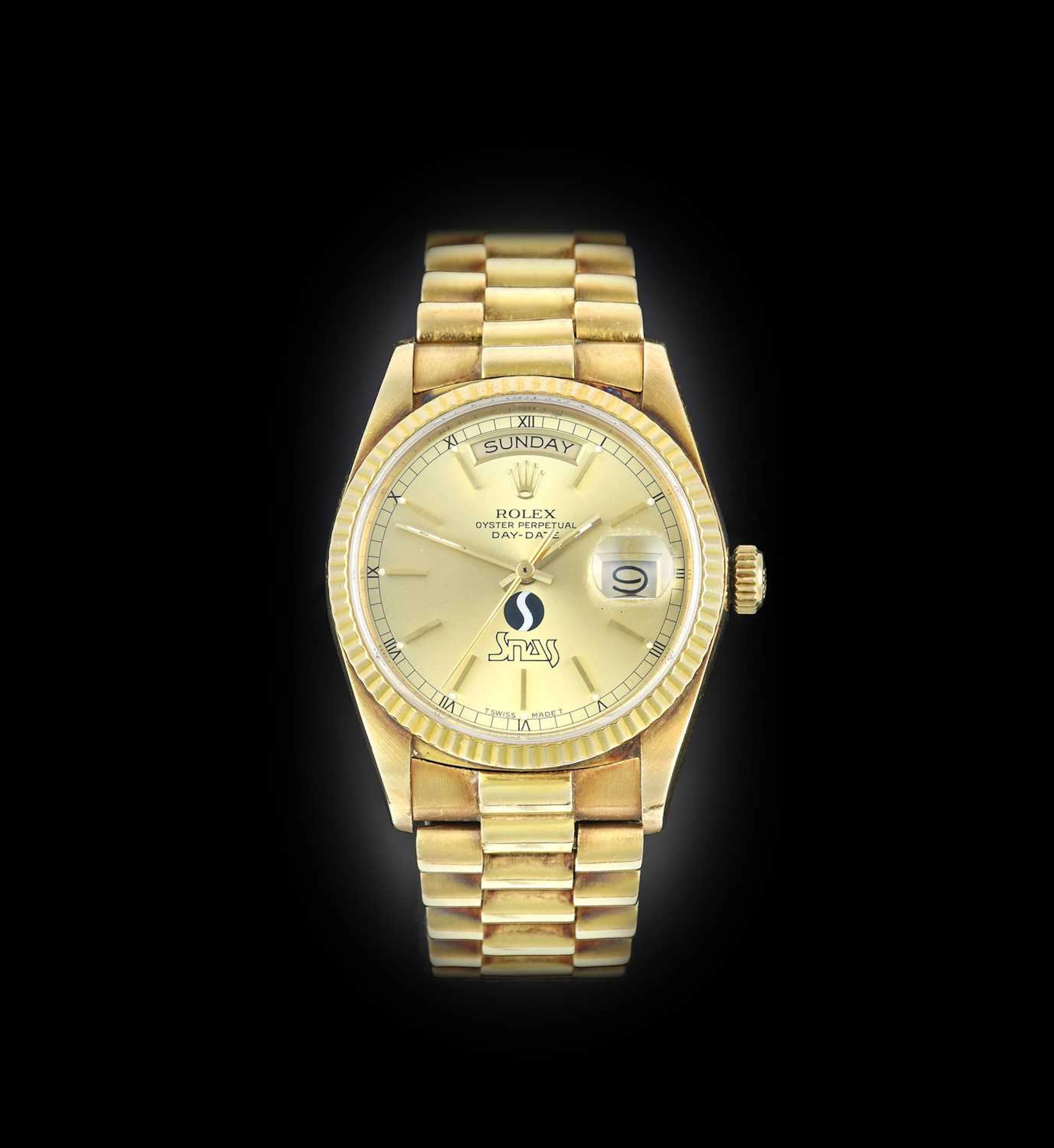 Rolex: A Fine 18 Carat Gold Automatic Day/Date Centre Seconds Wristwatch