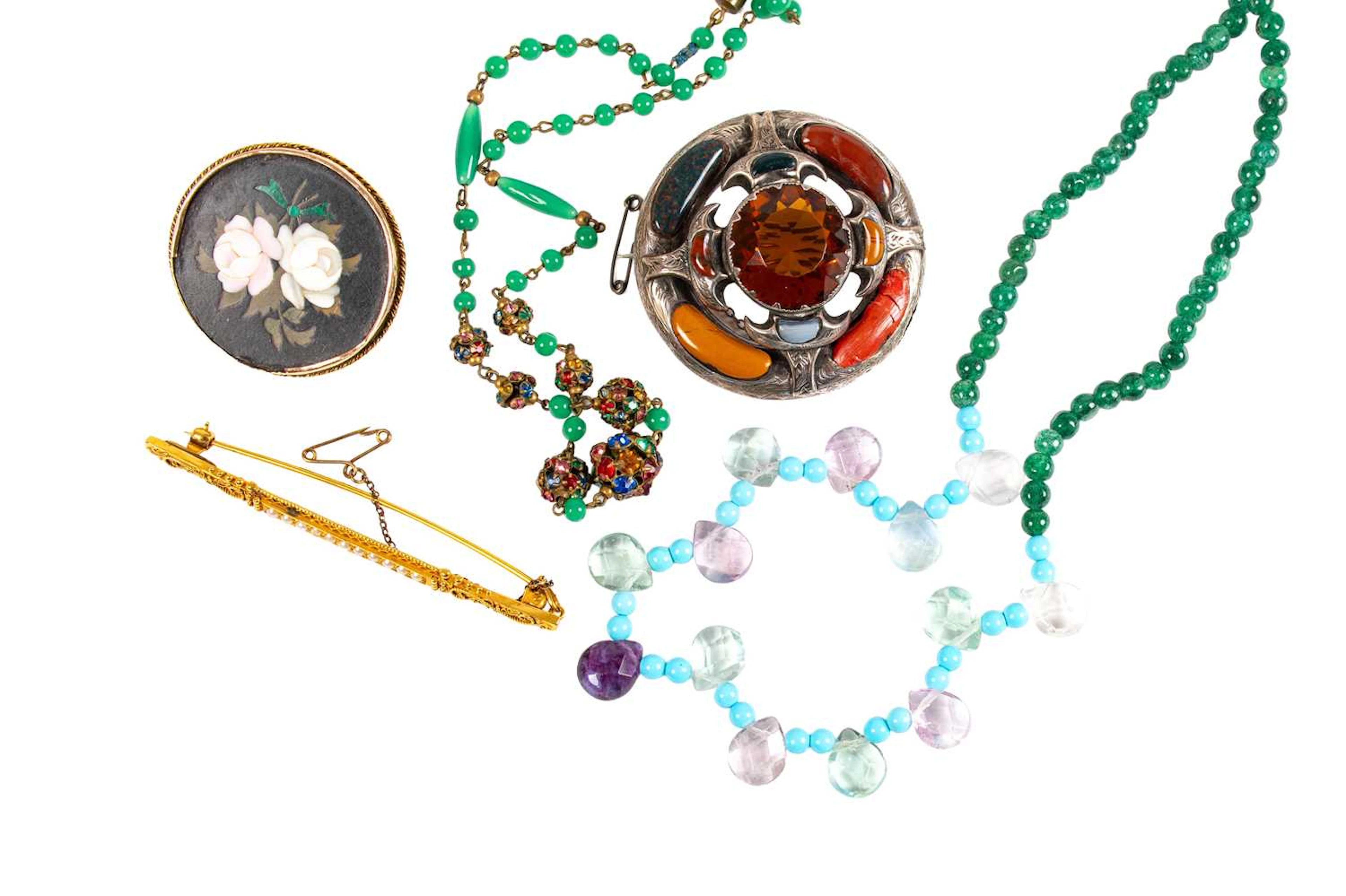 A Small Quantity of Jewellery