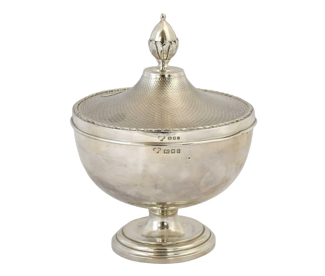 A George V Silver Bowl and Cover, by, Charles and Richard Comyns, London, 1924