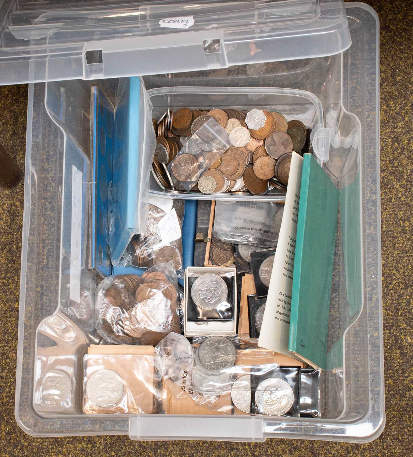 Mixed British and World Coins