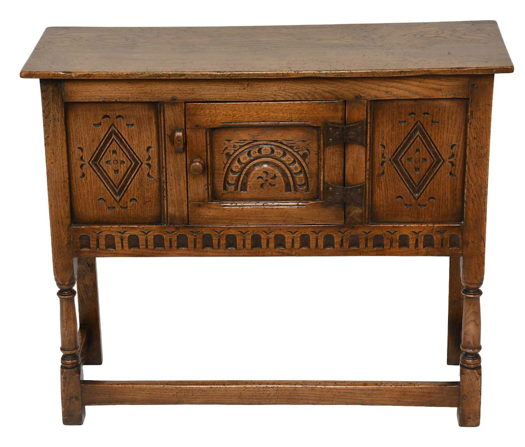 A Reproduction Oak Side Cabinet, 20th Century