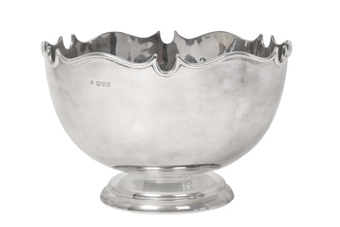 A George V Silver Bowl by Herbert Edward Barker and Frank Ernest Barker