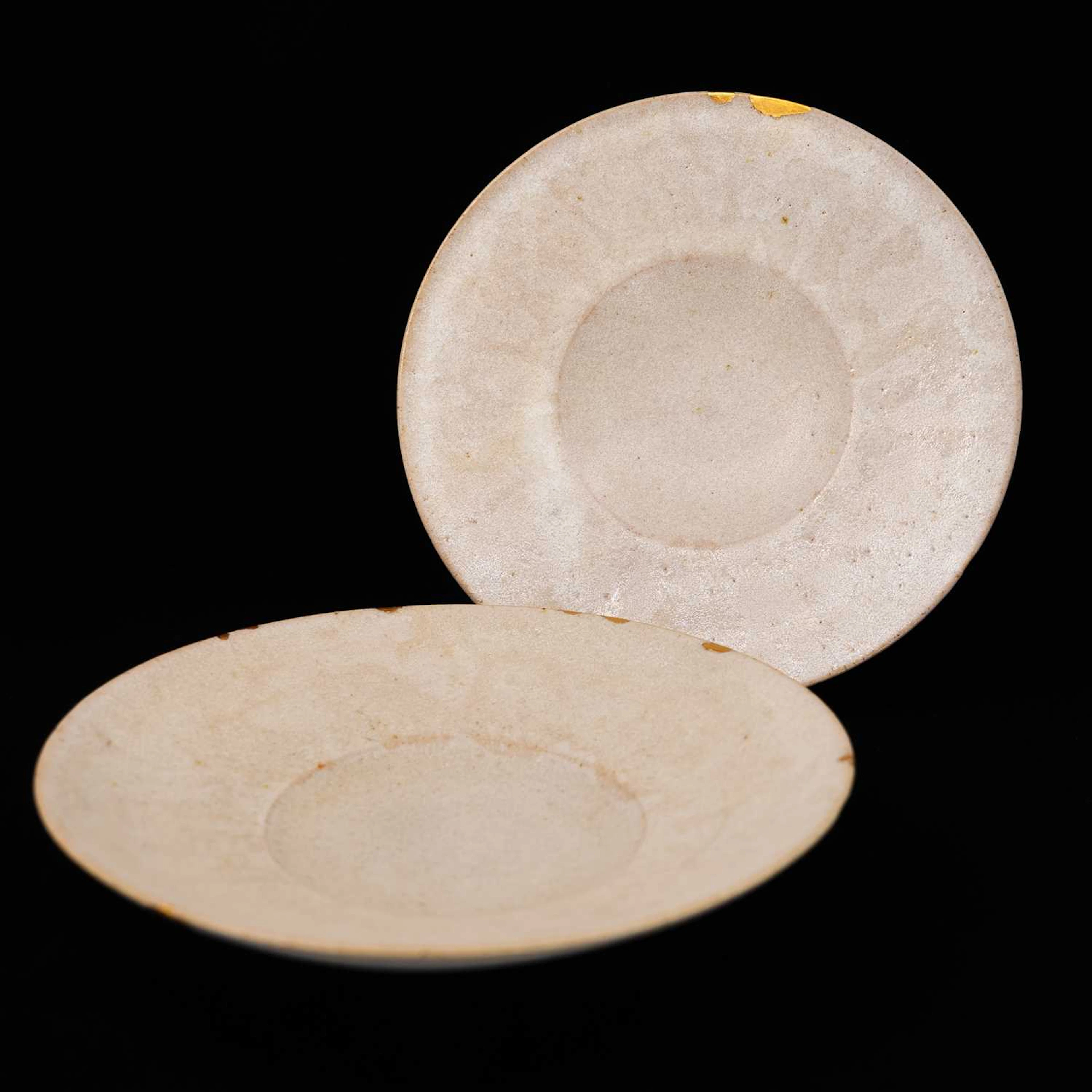 The Black Swan at Oldstead: Pair of Shallow Bowls by Jane Schaffer
