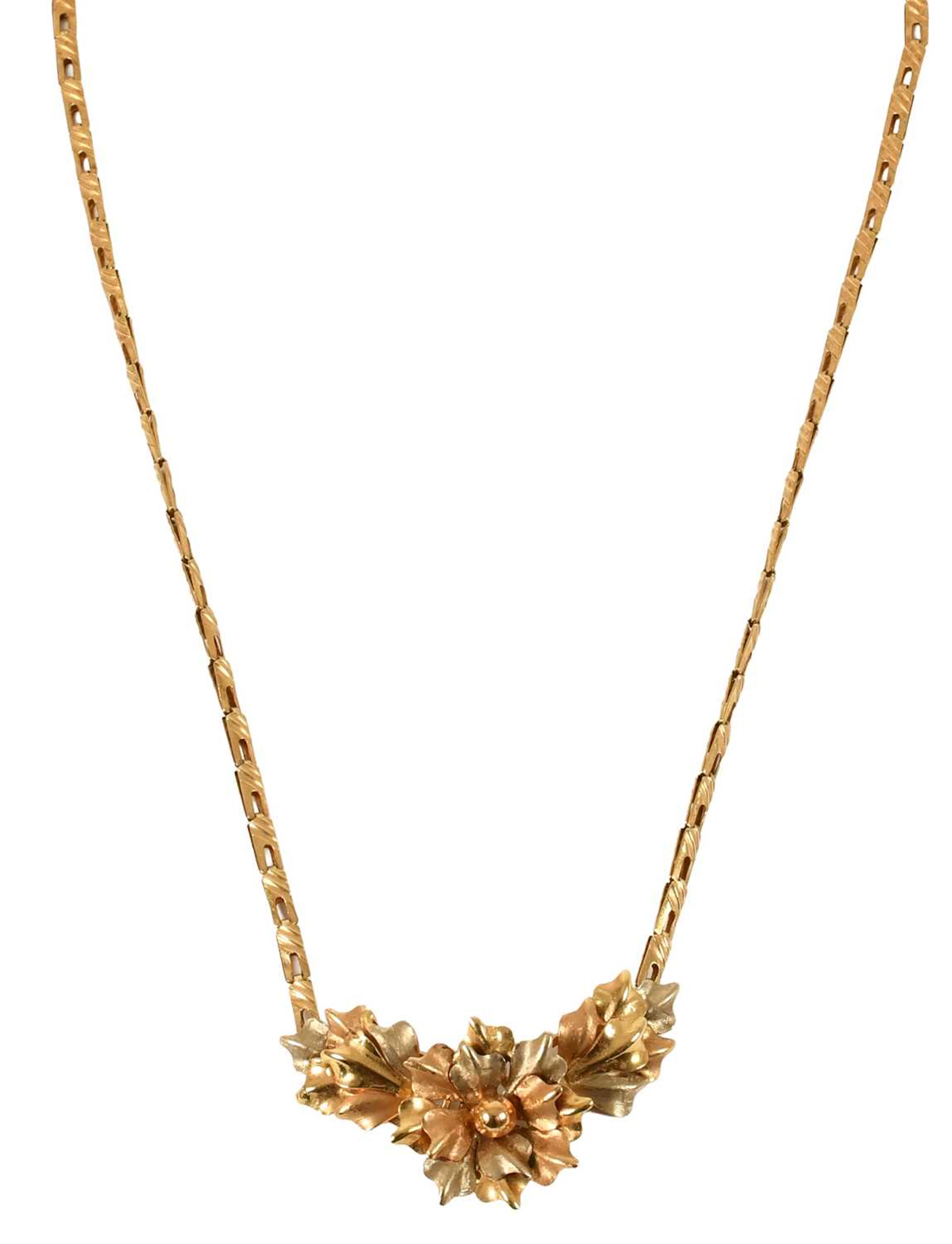 A Tri-Colour Necklace